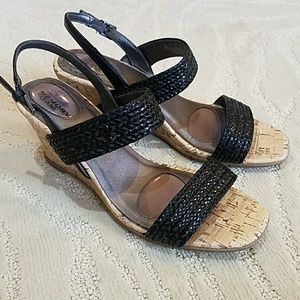 Black wedges with memory foam!